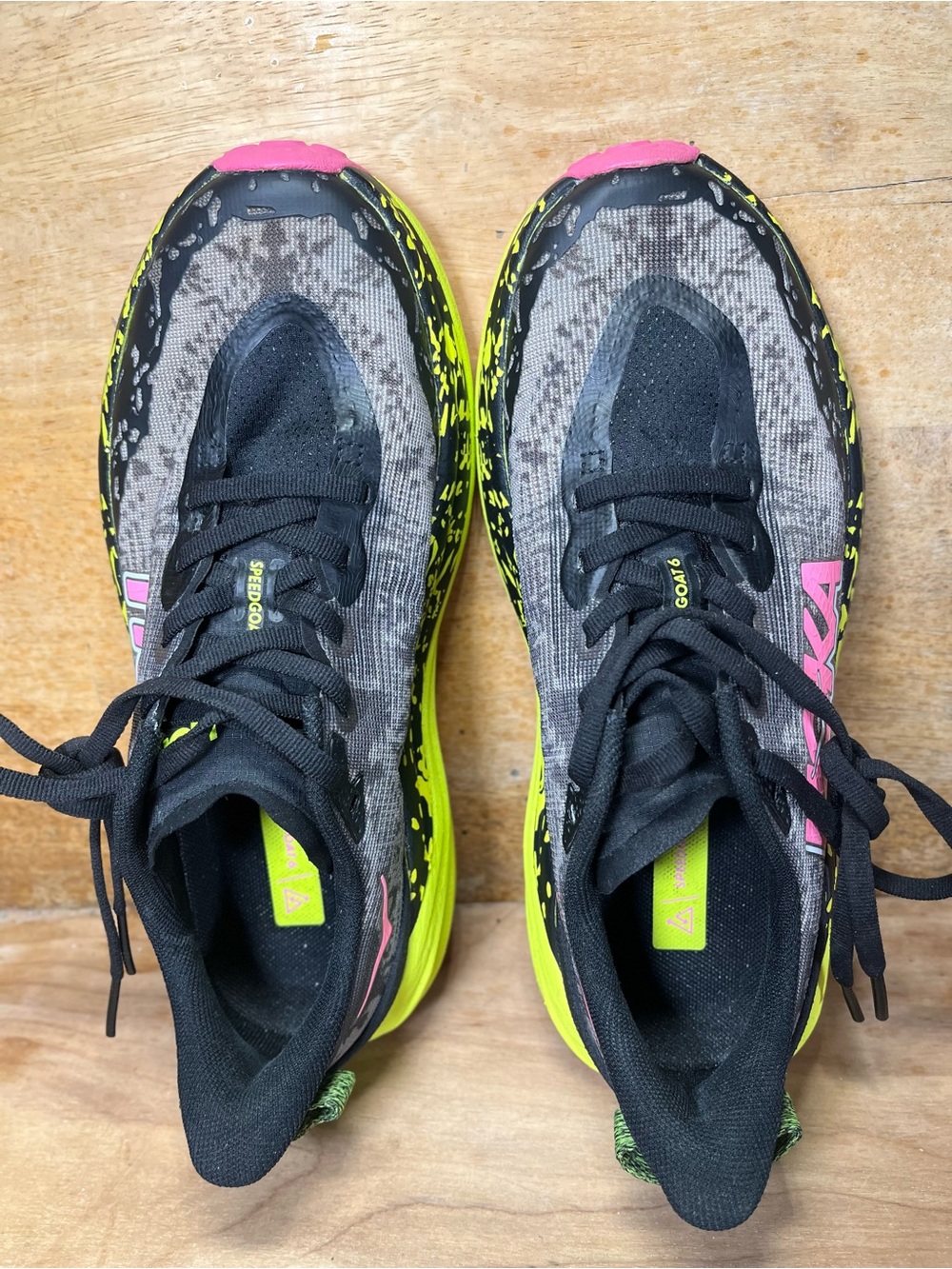 Hoka One One Speedgoat 6 Womens Size 6.5 Trail Running Shoes Sneakers Black Pink - Picture 7 of 12